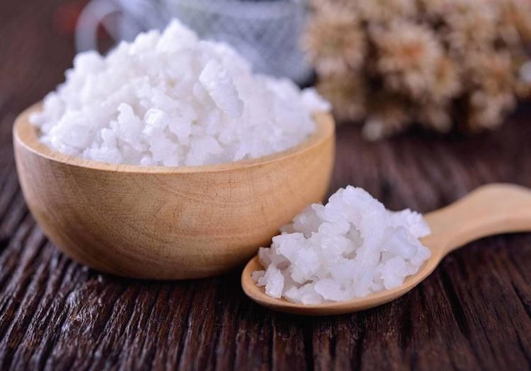1周岁以后的宝宝可以吃盐吗?摄入太多盐对宝