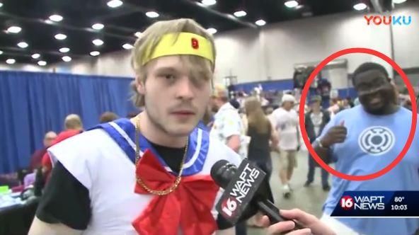 cosplay不一定是萌妹子,女装大佬版初音了解