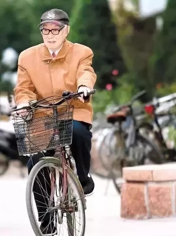 崔永元曝光很让人震惊?然而这才是当今中国,最