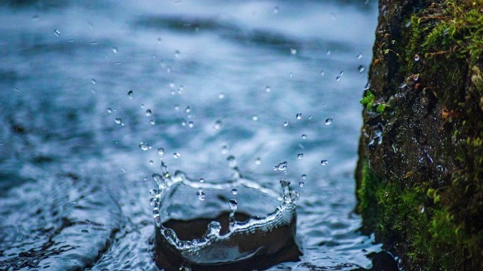 今天雷阵雨继续，最低气温27℃；后半夜至明天局地暴雨，注意防范