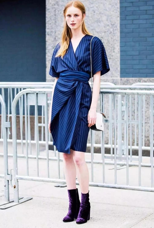 秋冬丝绒衣服怎么搭配?别找了今年秋冬还是丝