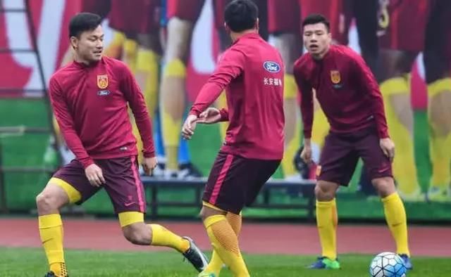 国足膨胀了?世界排名第75就敢拿出来炫耀,女足