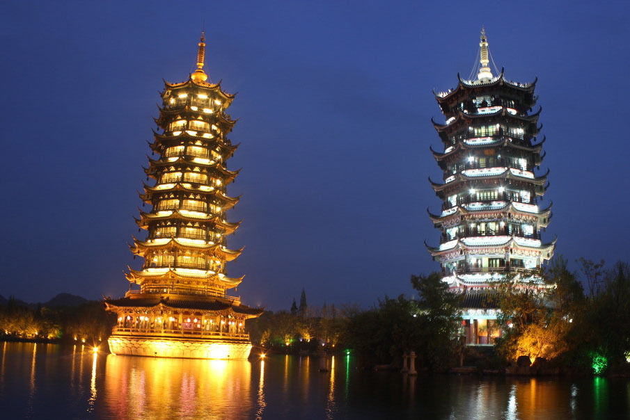 全国唯一一个行政级别低于下辖地级市的省会城