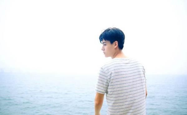 胡一天是怎么减肥的 两个月瘦40斤完美逆袭成