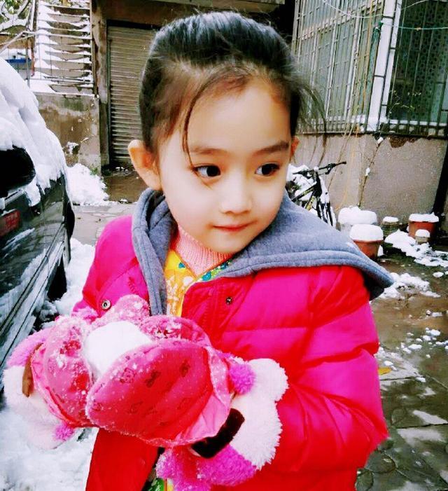 她是最美童星,被誉为第二个赵丽颖,网友:演技打脸baby!