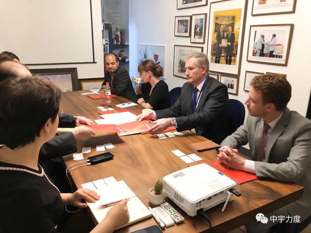 “封”行万里 不忘初心——中国&法国纪念封