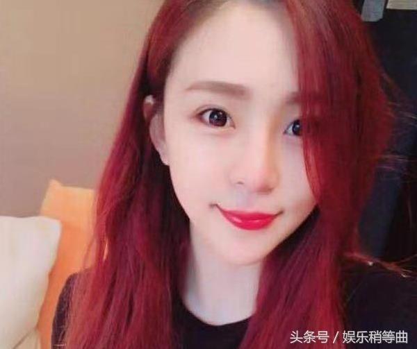 土豪为追女主播刷礼物1个亿,被曝求婚成功