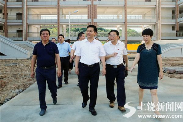 马承祖在上饶幼专调研