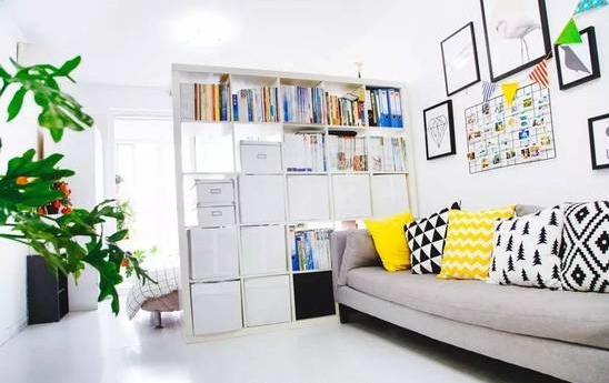 90后穷情侣爆改50平旧出租房,竟让豪宅朋友羡慕得直跺脚 90后穷情侣爆改50平旧出租房,竟让豪宅朋友羡慕得直跺脚