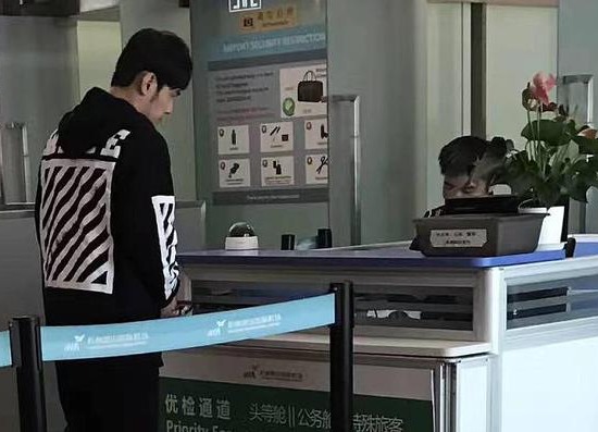 曝昆凌第二胎出生喜得贵子!静待幸福小公举