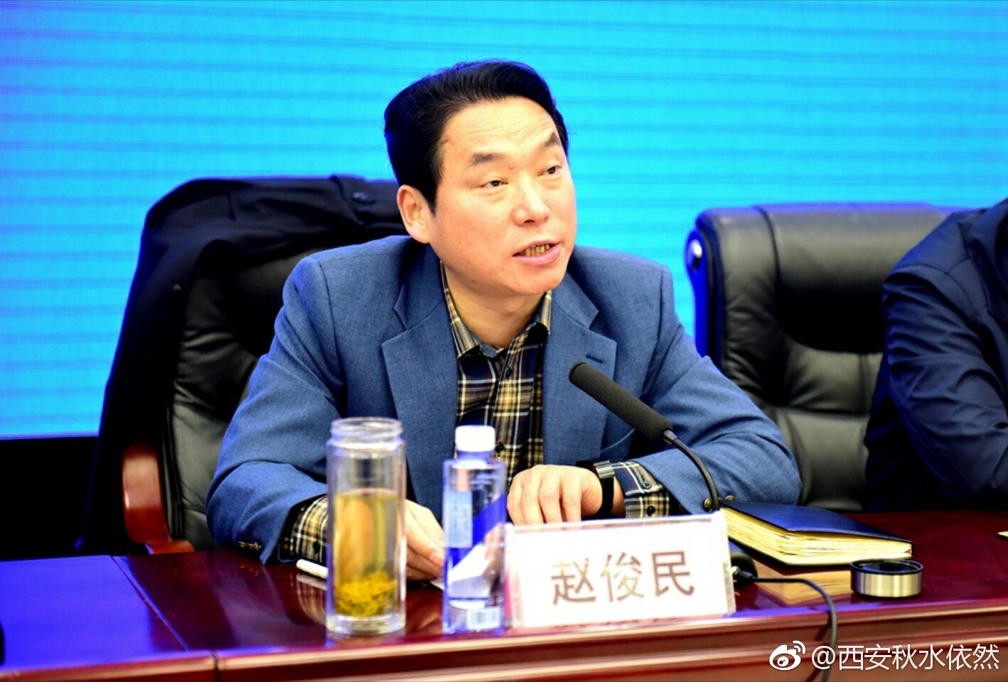 安康市市长赵俊民在致欢迎词时简要介绍了安康经济社会和装备制造业