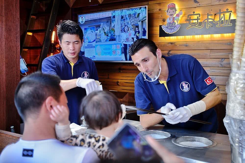 抖音上三大网红城市:游客源源不断,当地居民