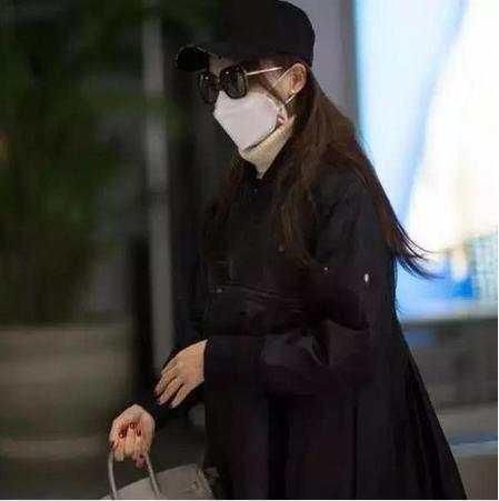 罗晋承认唐嫣已怀孕,将在意大利举行婚礼,打脸