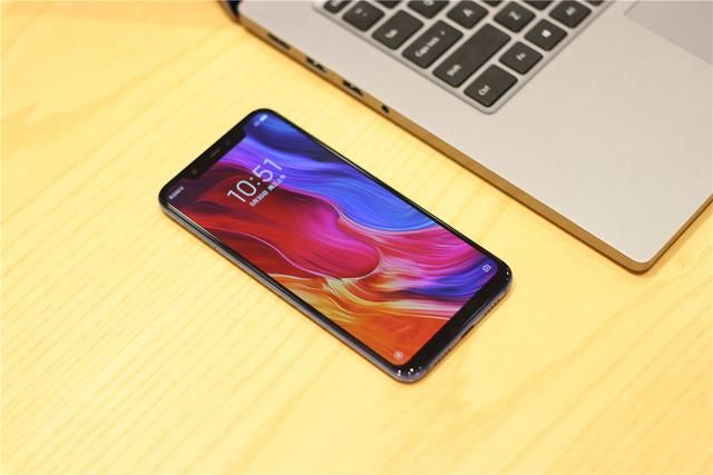 小米8系列发货量超百万 这场剁手狂欢女性消费