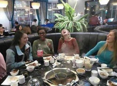 中国菜翻译成英文,老外反应亮了