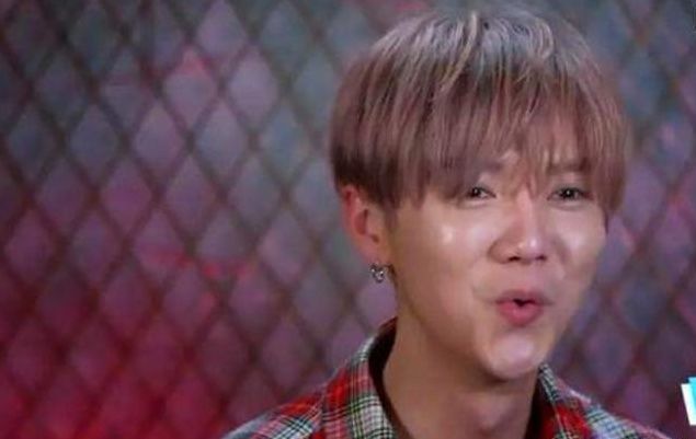 鹿晗脸完全垮掉,苹果肌僵硬,整容后遗症爆发了