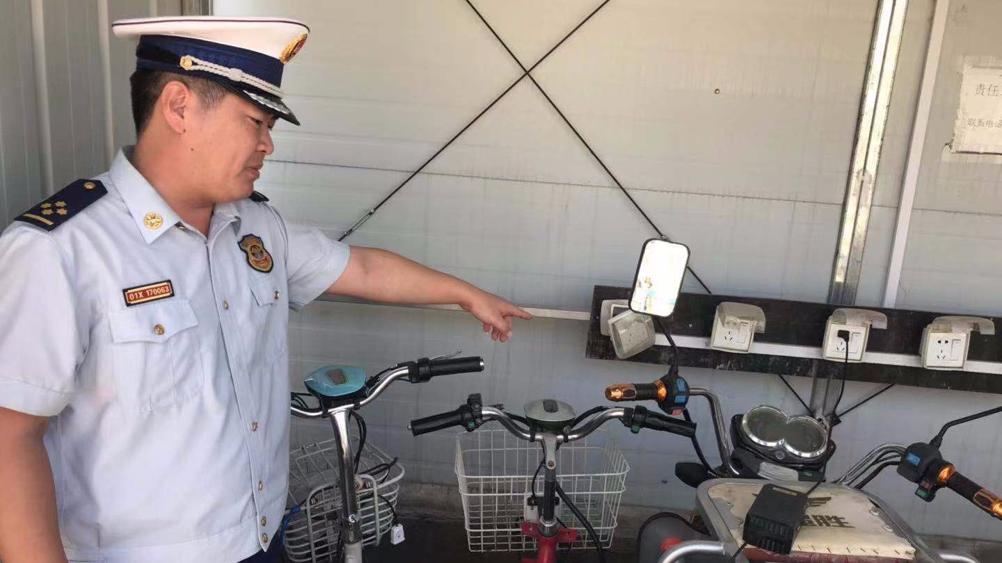 门头沟消防夜查电动车违规停放充电 督促整改火灾隐患55处 门头沟消防夜查电动车违规停放充电 督促整改火灾隐患55处