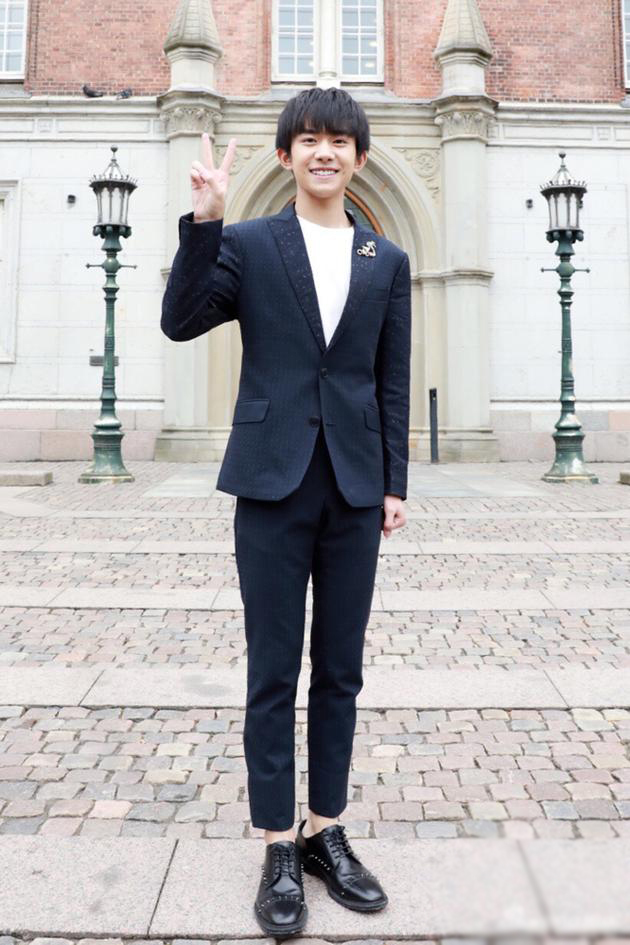 易烊千玺任丹麦旅游形象代言人 获市长亲授称