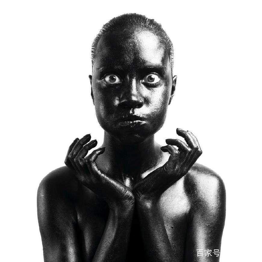 信用卡欠5万多,每月都还个几十块逾期一年多,