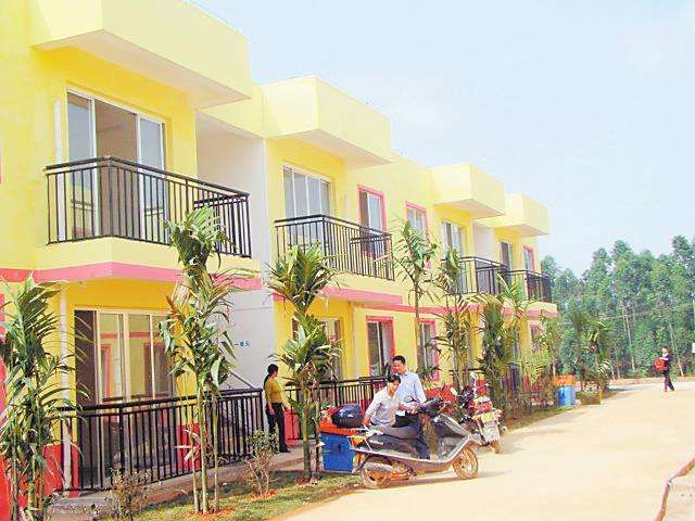 全国大范围农民搬家,每人补贴近万元,涉及22个省1400个县