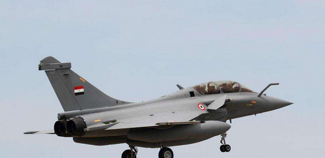 中国枭龙战机这次输大了,专家称解决空军装备