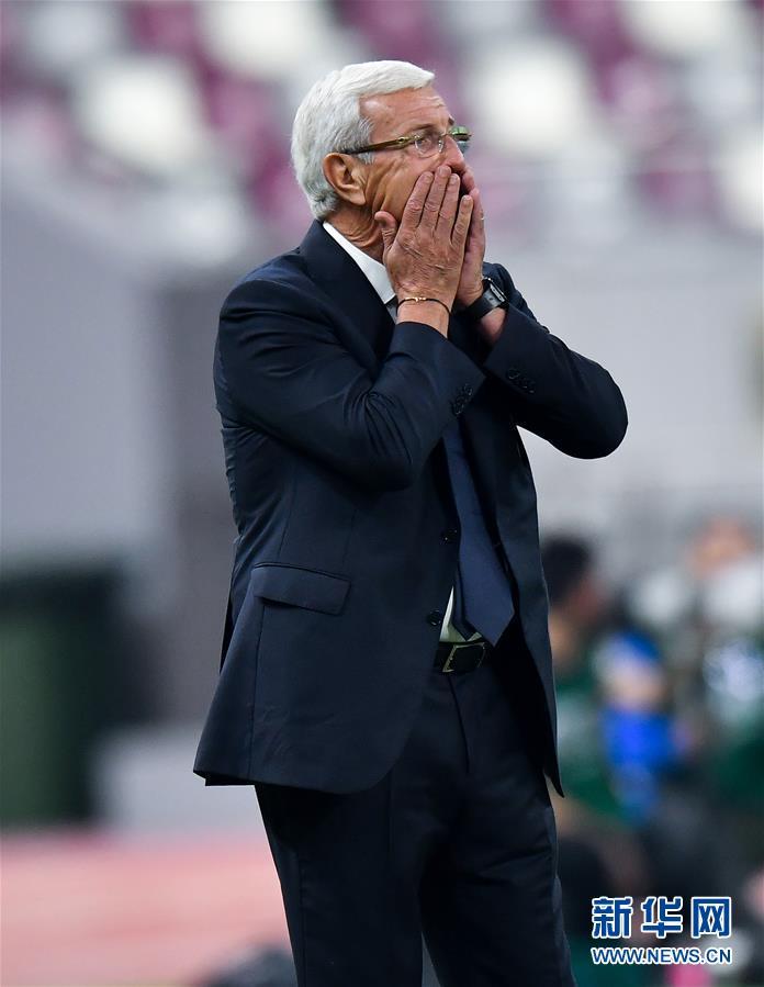 足球--热身赛:中国不敌卡塔尔