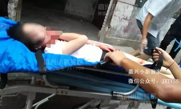 13岁女孩被邻家男孩菜刀割喉 男孩:嫌她看不起我