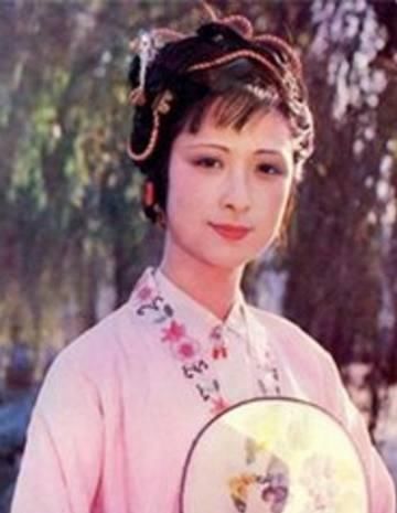 红楼梦中贾琏的四个女人,个个花容月貌,结局为