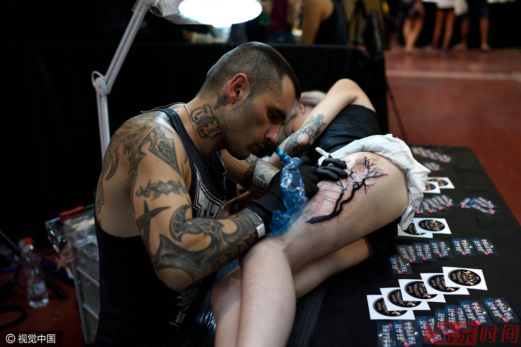 文身作为人类历史文化的一部分，延续至今已有二千多年。