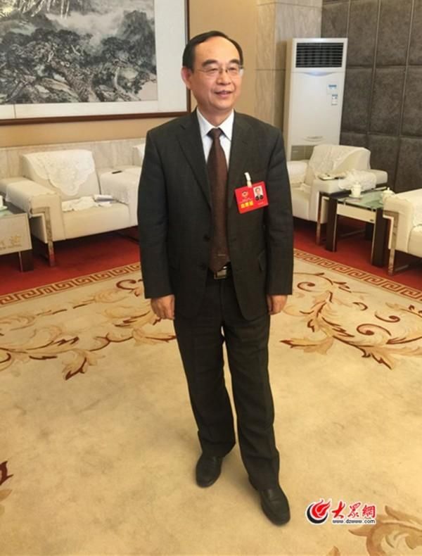 济南市政协委员,济南市城管局局长吕灿华