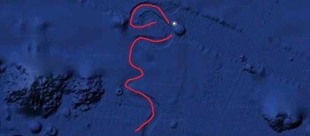 太平洋海底出现四方形异物,被谷歌地图拍到, 或
