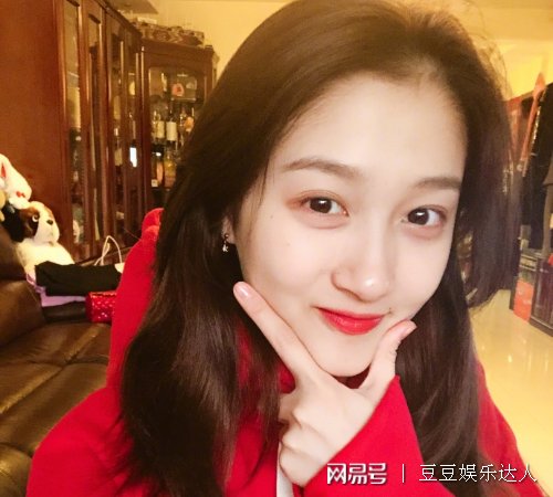 2018年中国最红女明星有以下4位,你猜出排名