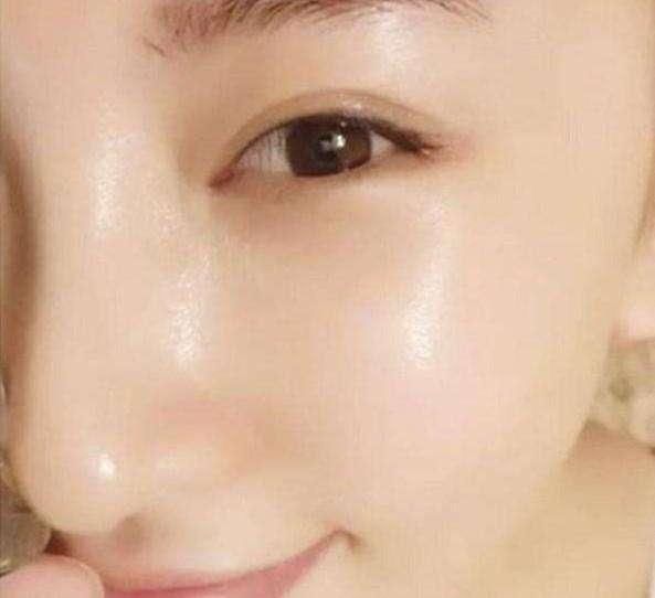 用药店里的它自制淡斑面膜,只需一块钱,效果