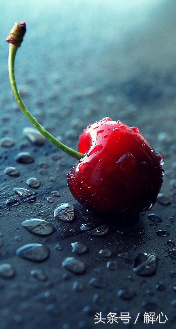 嘴笨,不会说话,不会逗女孩子开心,该如何和女孩