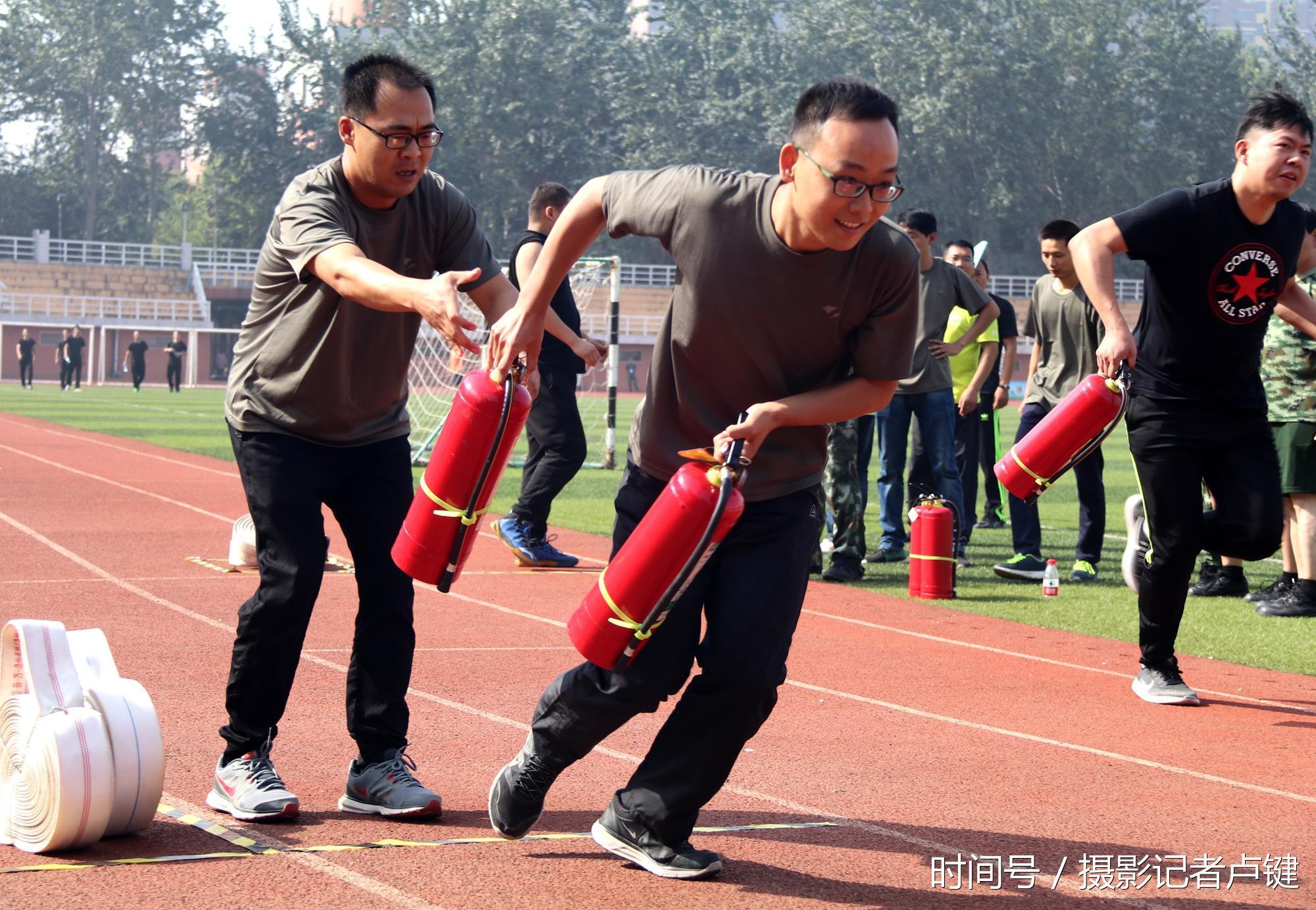 济源市总工会组织万名职工开展消防职业竞赛