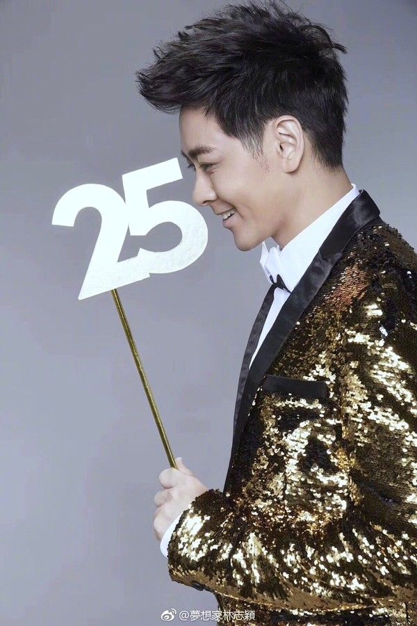 生了3胎还能嫩成这样?参加朋友婚礼却用苹果