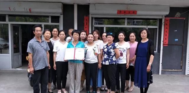 浑源县希望公益服务中心为贫困山区学生爱心捐