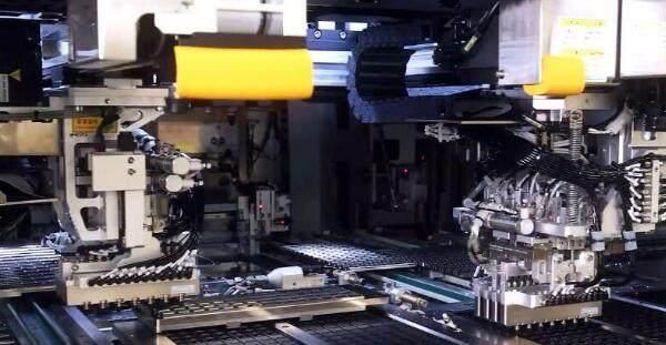 美国一棒要中兴老命,中国三巨头出手,每年或