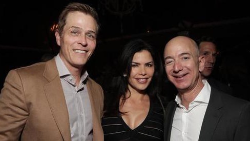 外媒曝亚马逊CEO离婚内幕:或婚内出轨已婚女主播 外媒曝亚马逊CEO离婚内幕:或婚内出轨已婚女主播