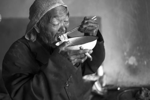 余华,活着最具经典语录,值得收藏