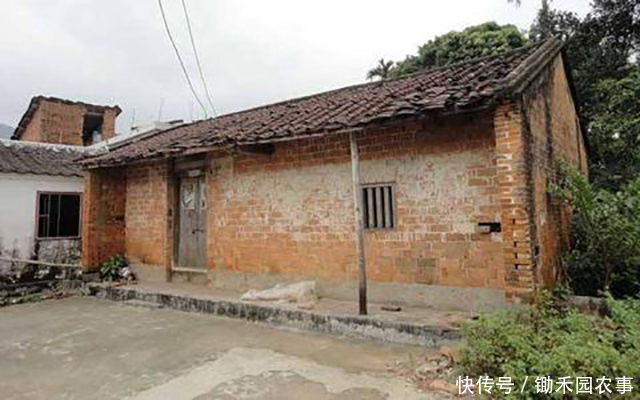 不是低保户贫困户,家里房屋已经是危房的,能申