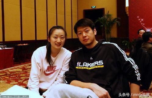 在中国就有不少的体坛情侣,杨威杨云,姚明叶莉,申雪赵宏博都是最具