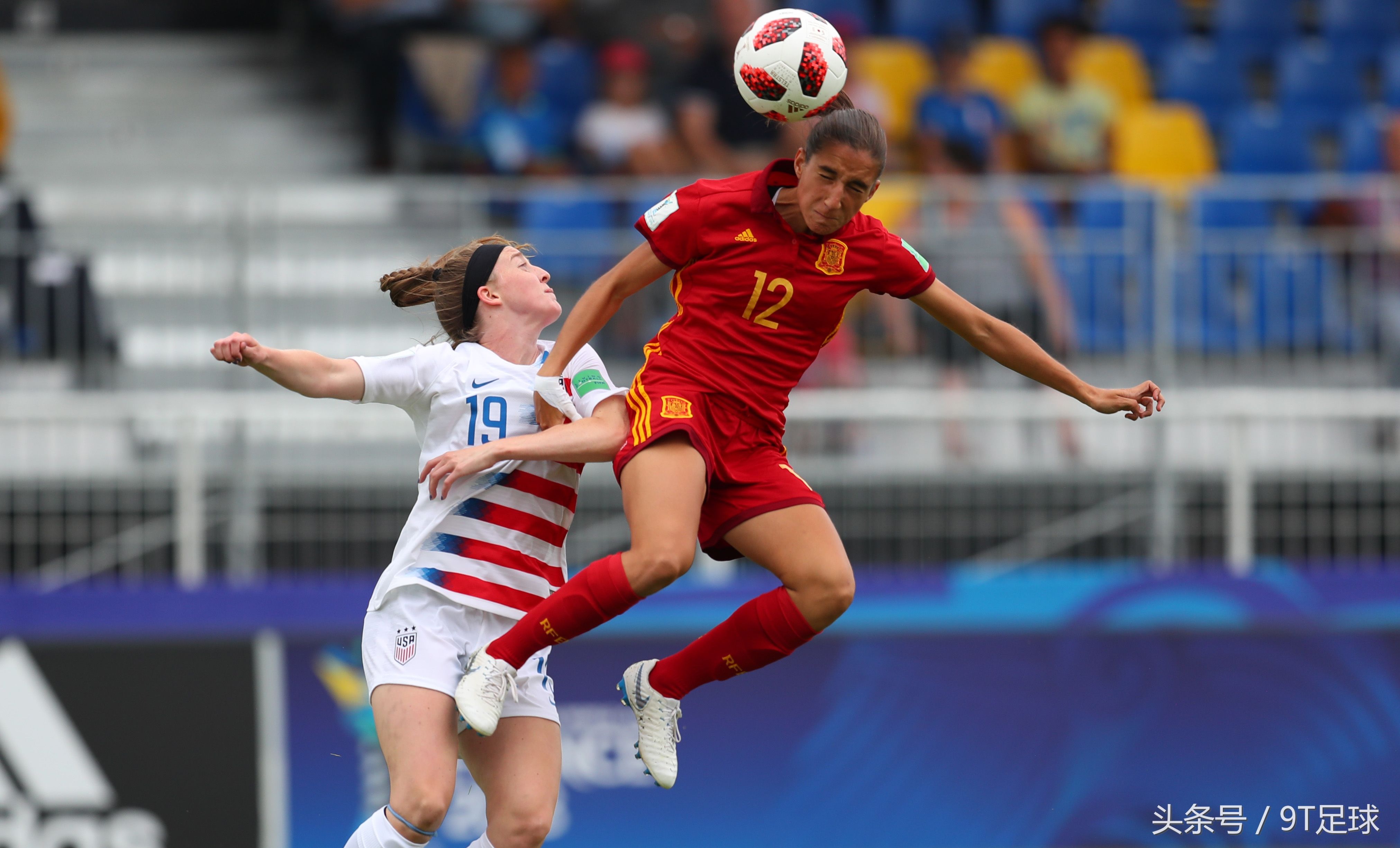U20女足世界杯,西班牙送美国回家,中国小花若