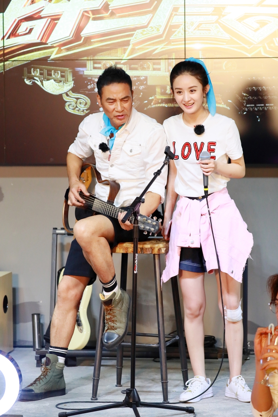 任达华为赵丽颖伴奏