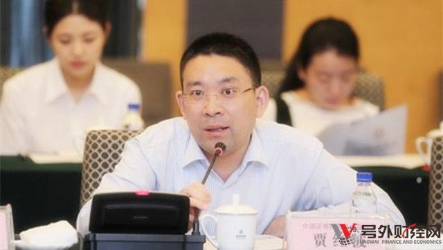 中基协秘书长贾红波为私募评价“开药方” 中基协秘书长贾红波为私募评价“开药方”