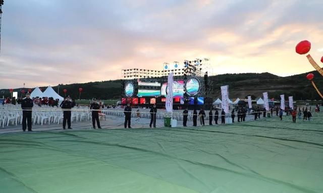 龙井公安圆满完成2018吉林省消夏避暑全民休