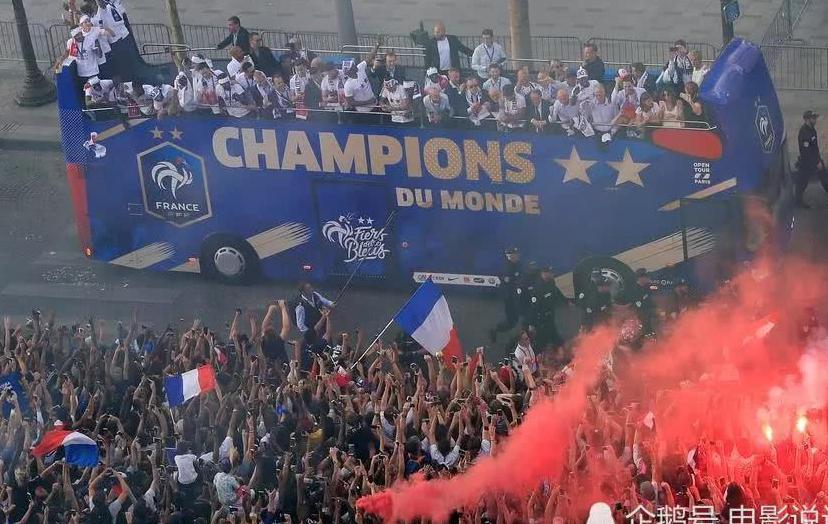 如果有一天中国国足在世界杯中夺冠了,我们将