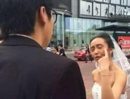 新娘一夜变丑,新郎大街上怒提分手,了解实情路