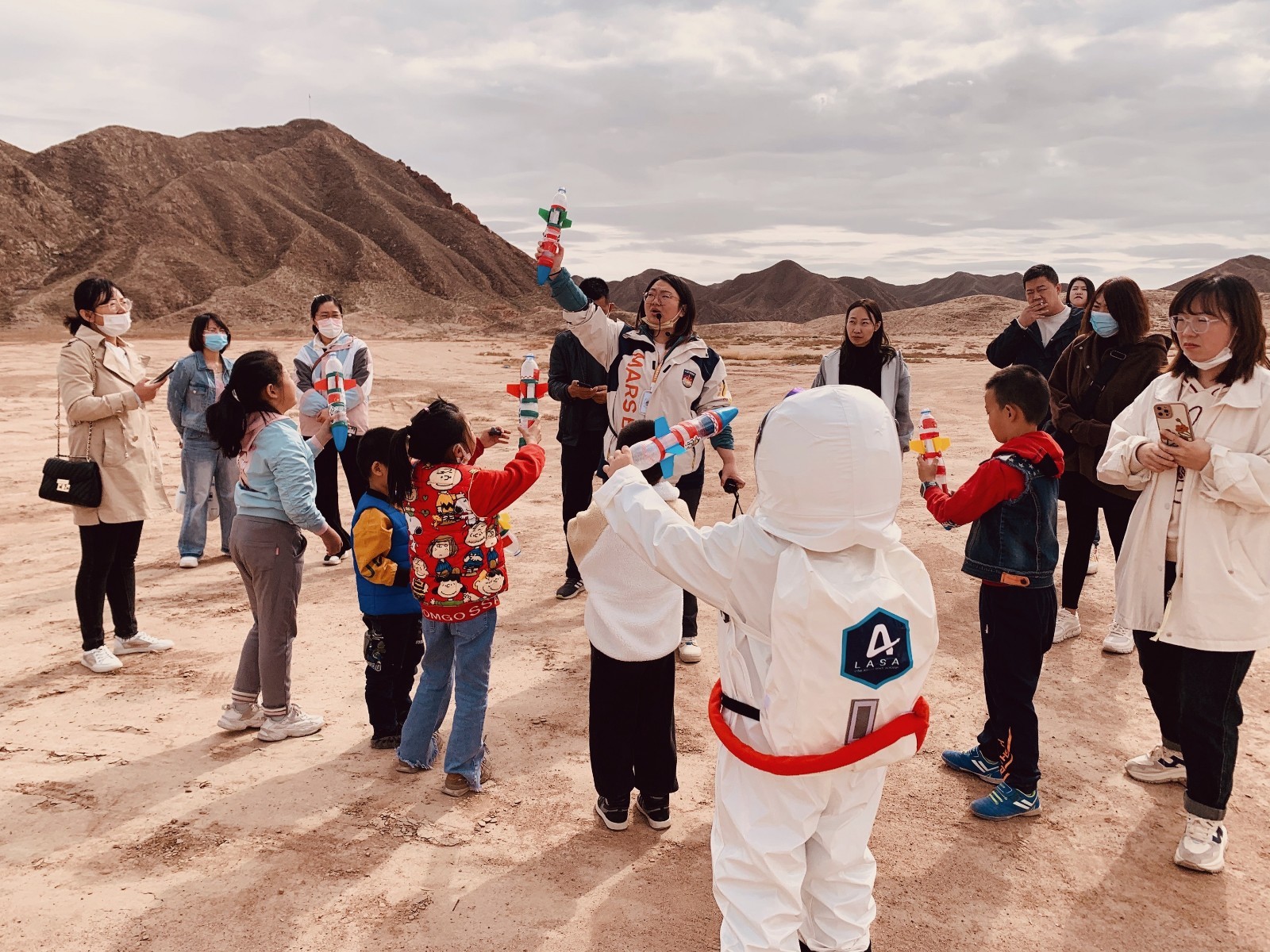 火星1号基地国庆试营业广受好评，实现将航天文化融入文旅生活！