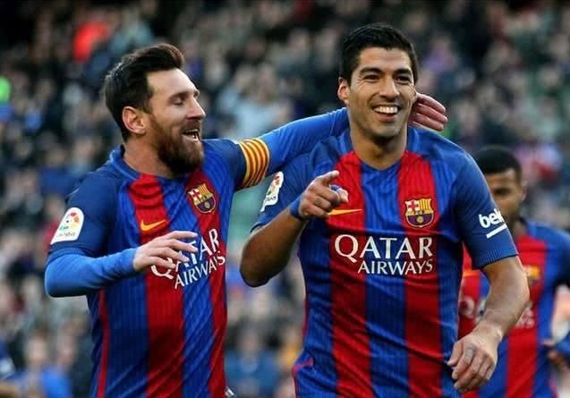 巴萨新赛季阵容曝光!坚持442踢法 两亿齐飞剑